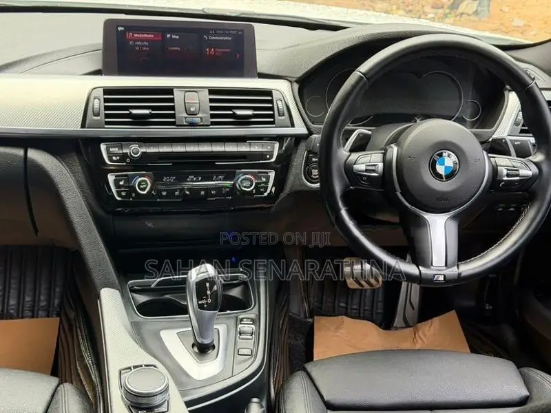 BMW 318i M Sport Shadow 2017