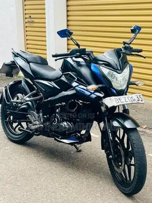 Bajaj Pulsar NS160 2017