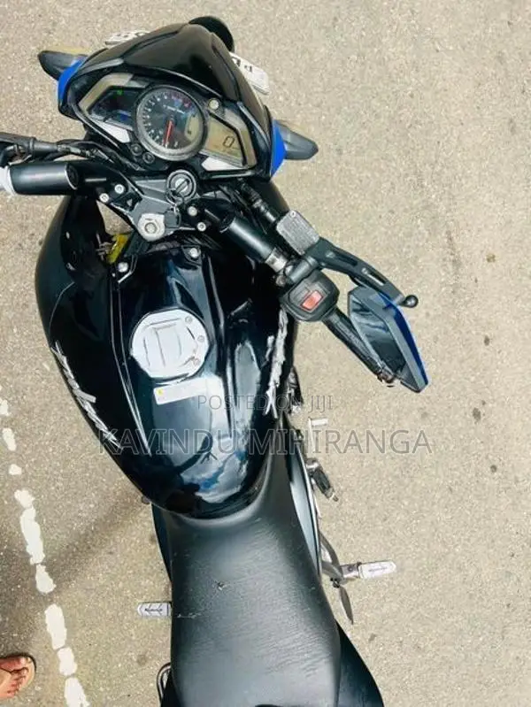 Bajaj Pulsar NS160 2017