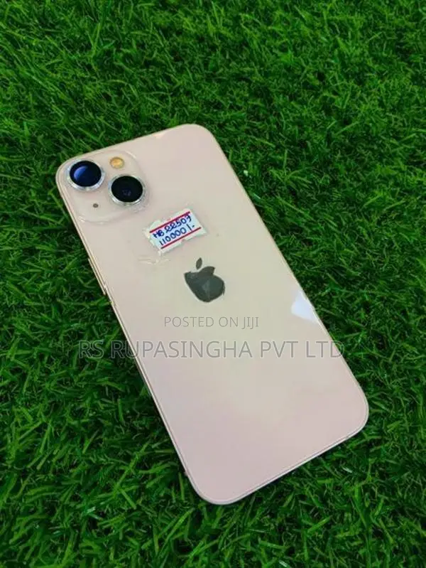 Apple iPhone 13 (Used)