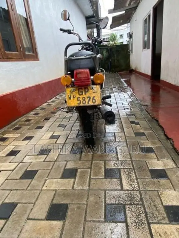 Bajaj Boxer 2002
