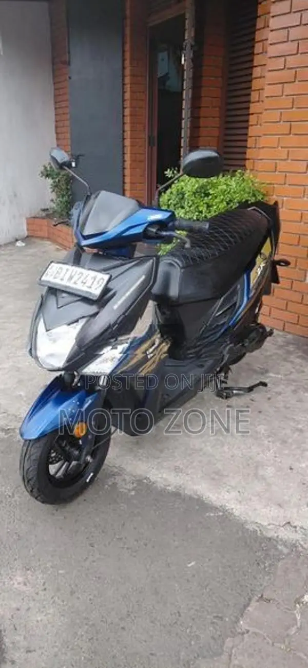 Yamaha RayZR 2020