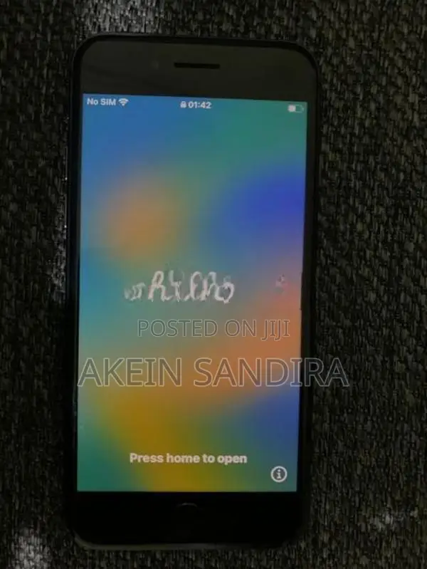 Apple iPhone 8 (Used)