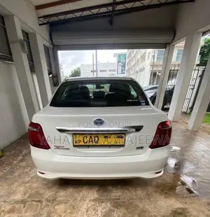 Toyota Axio G Grade 2015