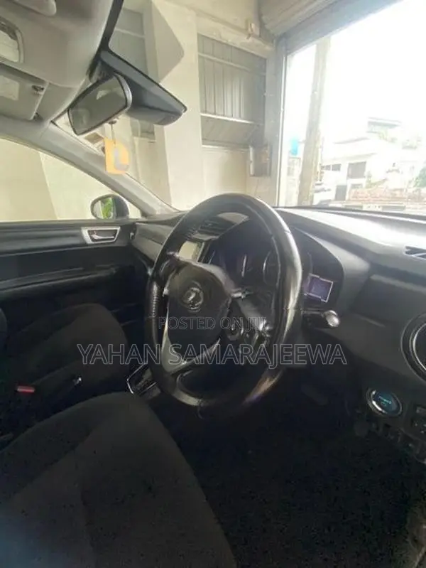 Toyota Axio G Grade 2015