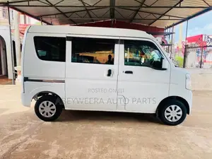 Nissan Clipper Safety / LED Light 2024