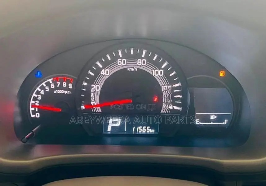 Nissan Clipper Safety / LED Light 2024