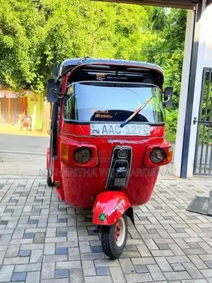 Bajaj RE 2013