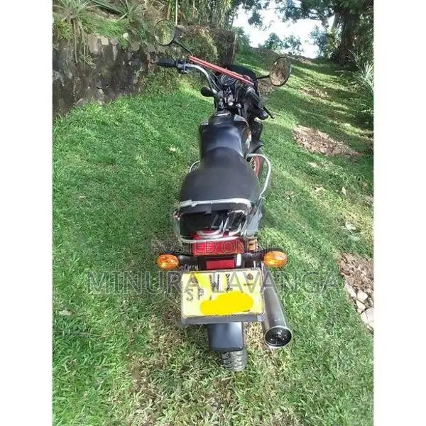 Bajaj CT100 2010
