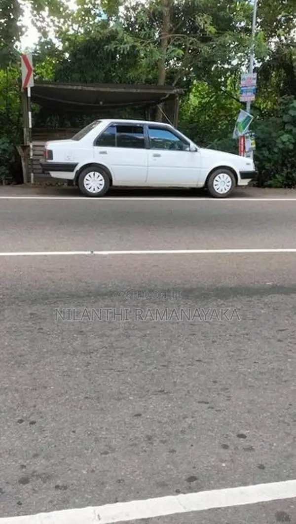 Nissan Sunny B11 1985