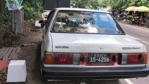 Nissan Sunny B11 1985