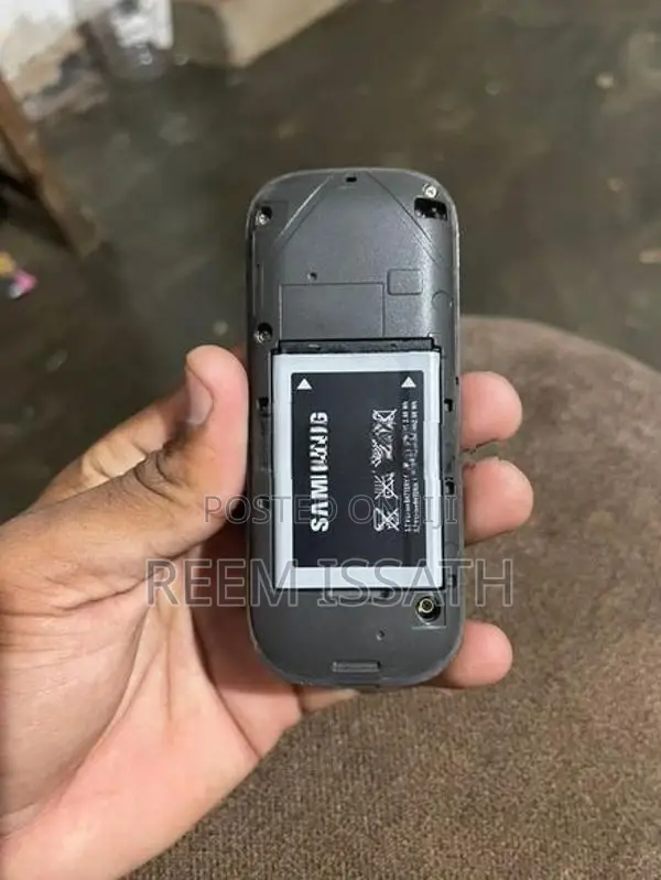 Samsung E1200 (Used)