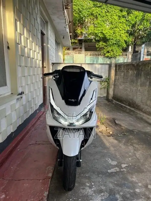 Honda PCX160 2026