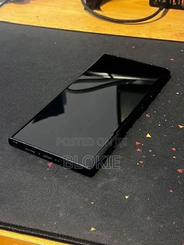 Samsung Galaxy S23 Ultra (Used)