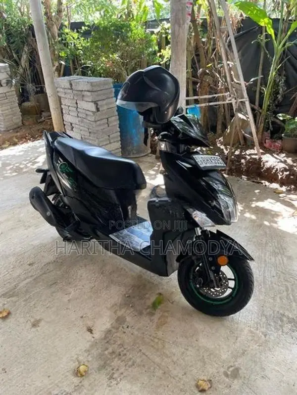 Yamaha RayZR 2019