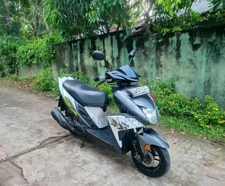 Yamaha Ray ZR 2017