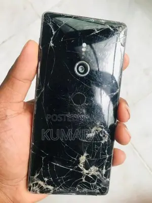 Sony Xperia XZ2 (Used)
