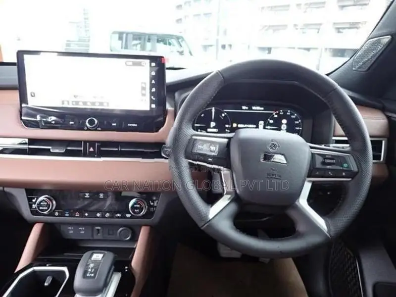 Mitsubishi Outlander P Executive Package 2025