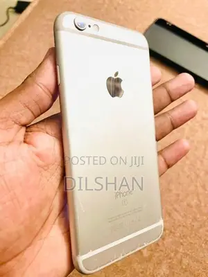 Apple iPhone 6S (Used)