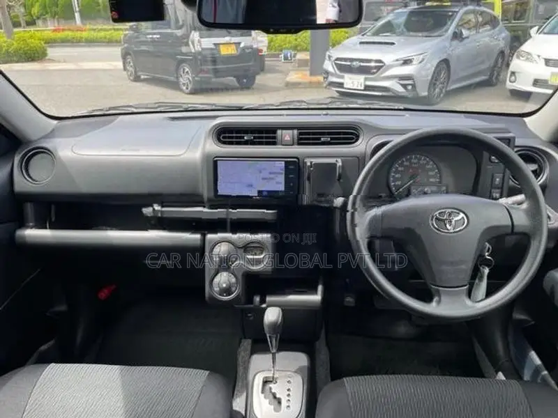 Toyota Probox F HEV 2026