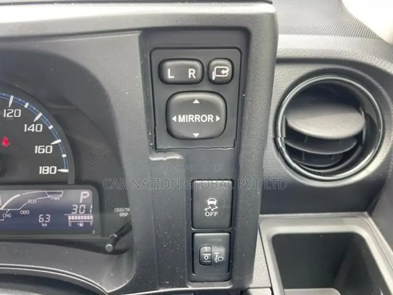 Toyota Probox F HEV 2026