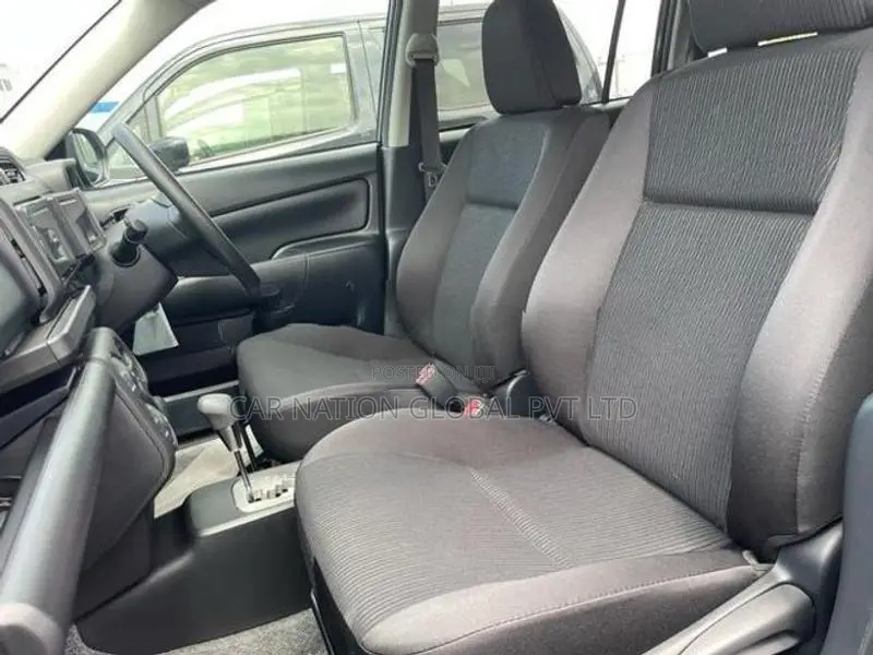 Toyota Probox F HEV 2026