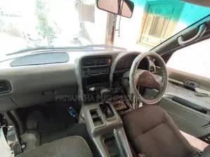 Nissan Serena 1994