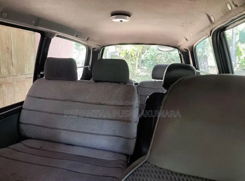 Nissan Serena 1994