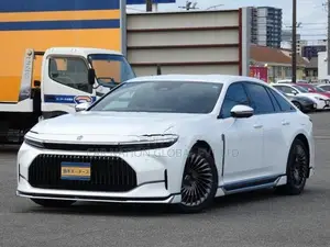 Toyota Crown Z HEV 2025