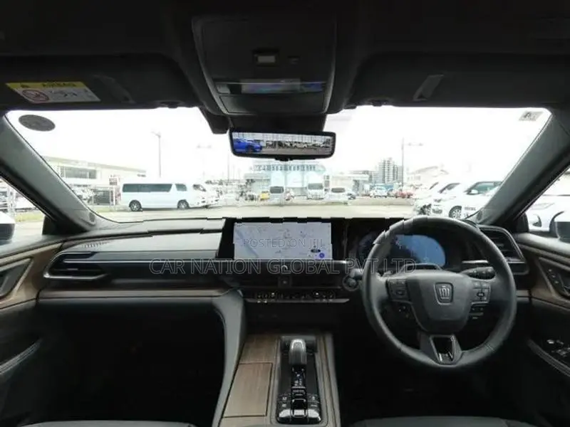 Toyota Crown Z HEV 2025
