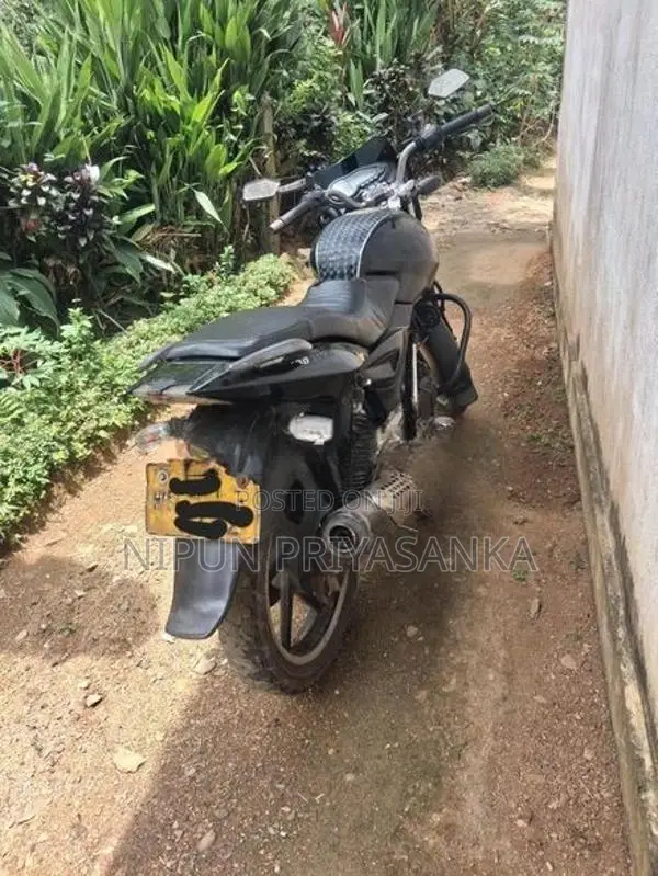 Bajaj Pulsar 180 2008