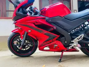 Yamaha R15 2019
