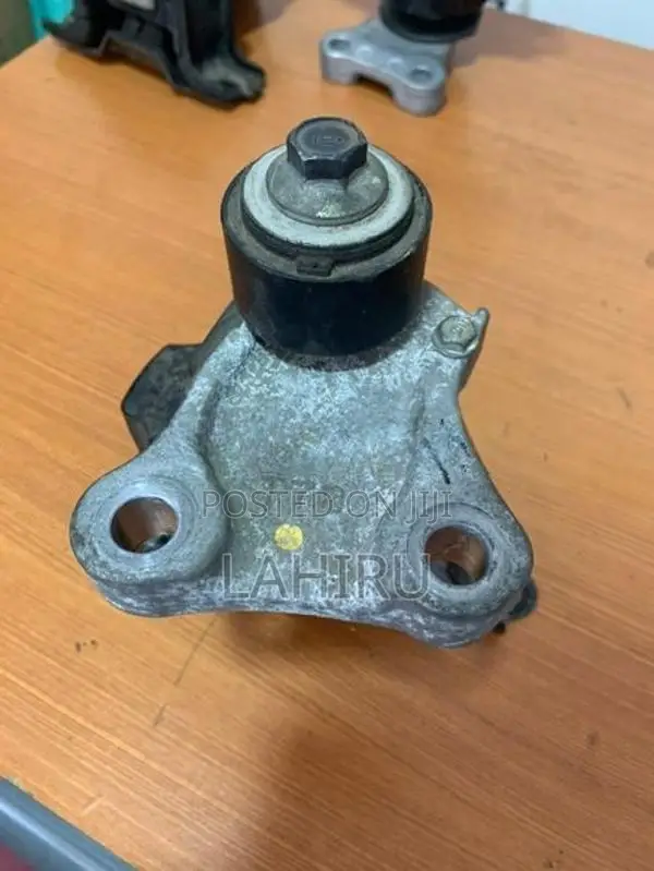 Honda Grace Engine Mount