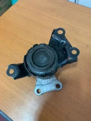 Honda Fit GP5 Engine Mount
