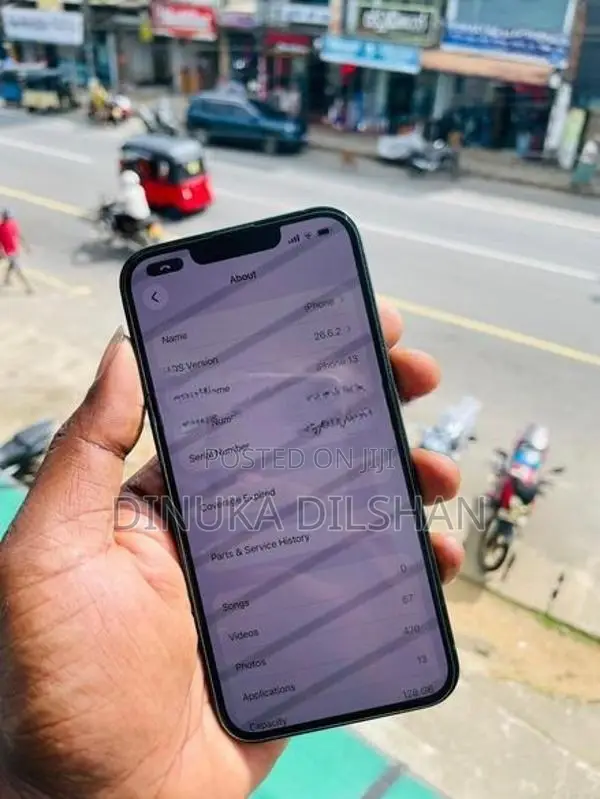 Apple iPhone 13 (Used)