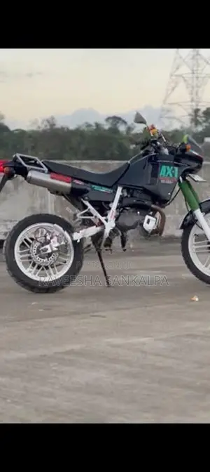 Honda AX1 2002