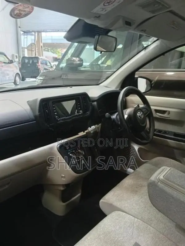 Toyota Passo x 2024
