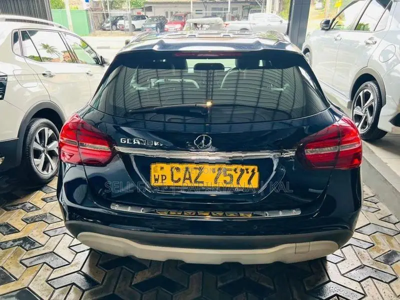 Mercedes Benz GLA 180 2018