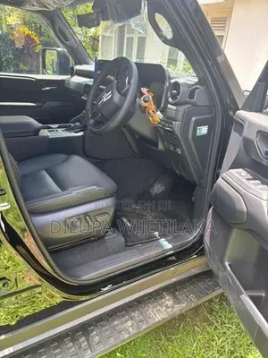 Toyota Land Cruiser Prado 2025