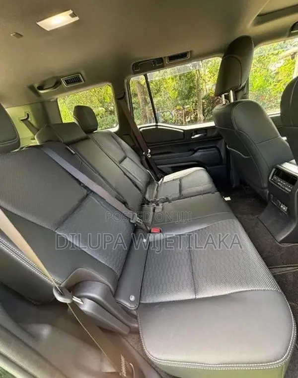 Toyota Land Cruiser Prado 2025