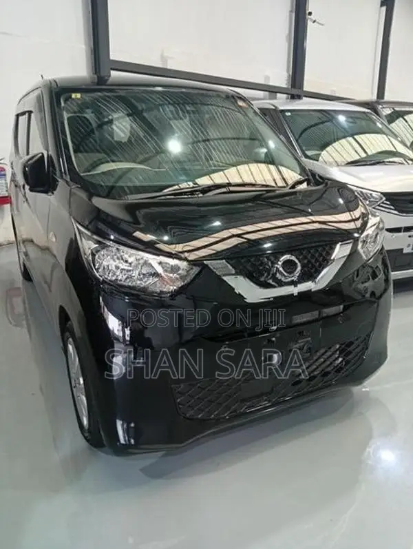 Nissan Dayz x 2023