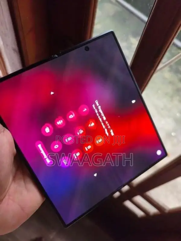 Samsung Galaxy Fold 8 Ultra (Used)