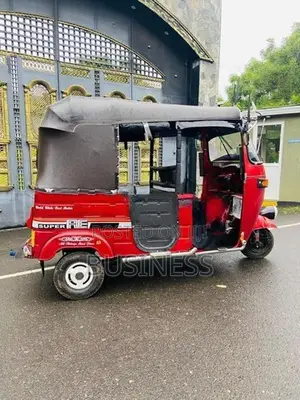Bajaj RE 2004