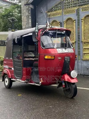 Bajaj RE 2004
