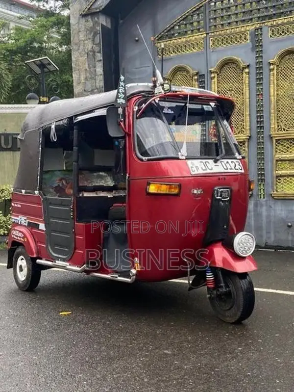 Bajaj RE 2004