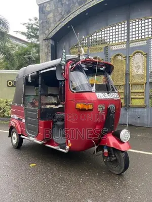 Bajaj RE 2004