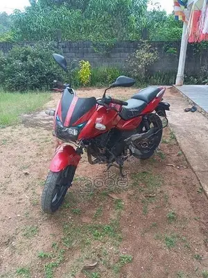 Bajaj Pulsar 200 2008