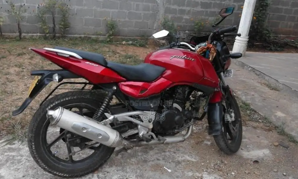 Bajaj Pulsar 200 2008