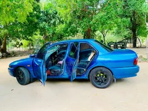 Proton Wira 2001