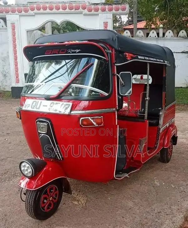 Bajaj RE 2009